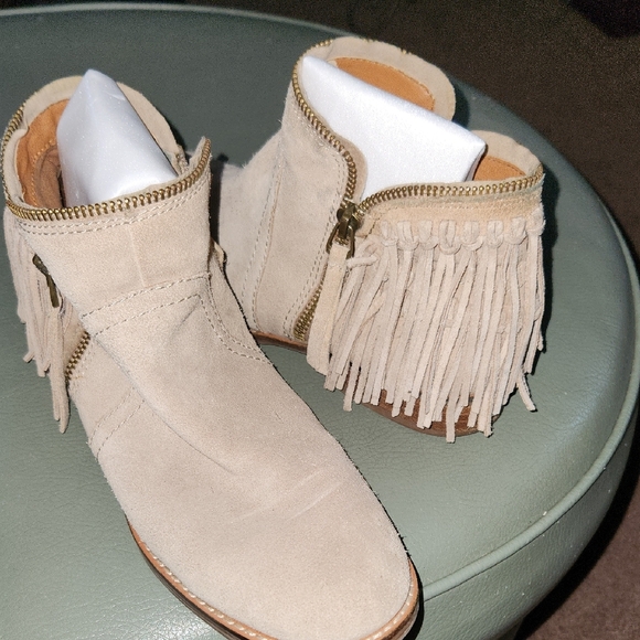 DV by Dolce Vita Cream Fringe Ankle Booties - Picture 11 of 11